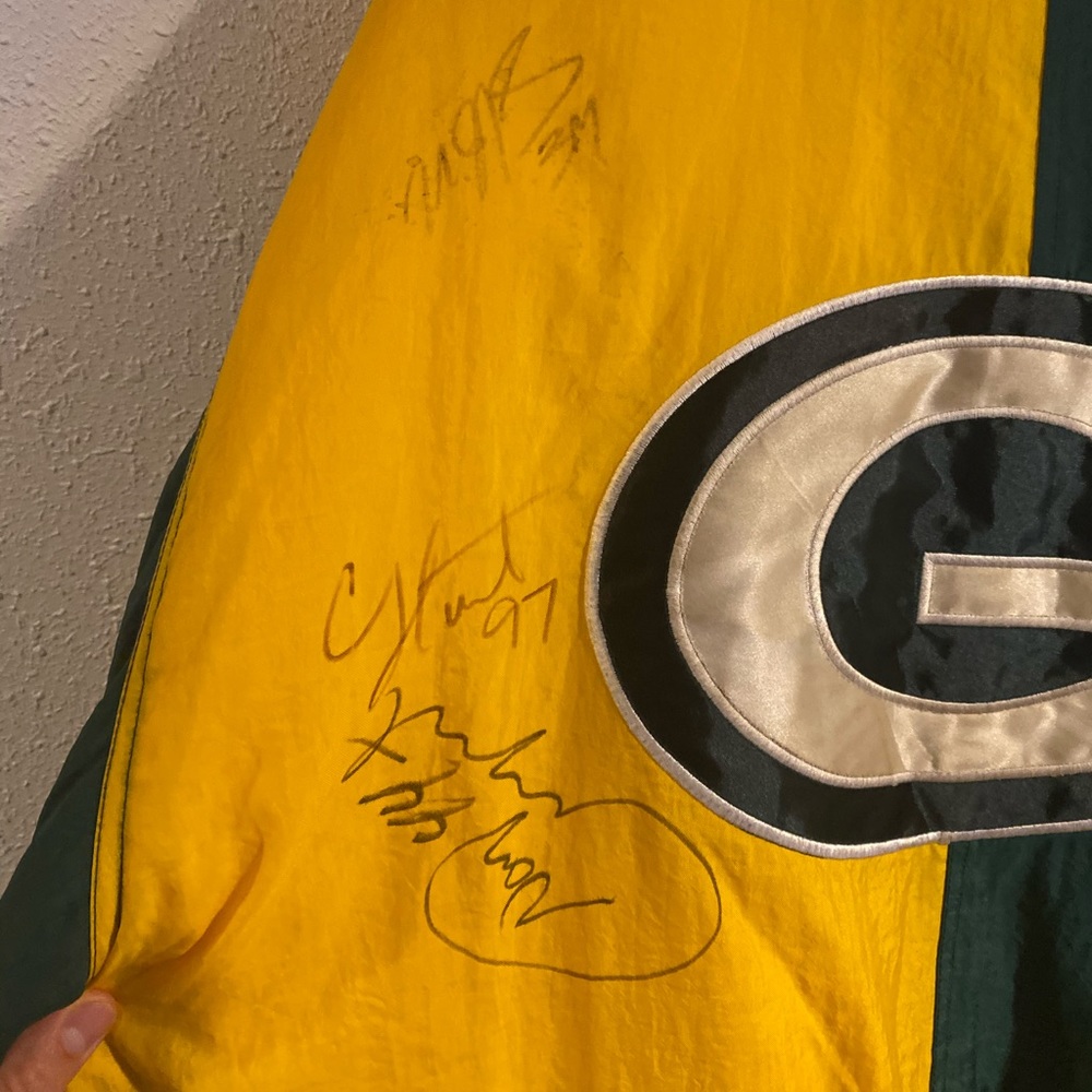 Vintage Starter Green Bay Packers jacket Signed by 4 Players - Picture 4 of 6